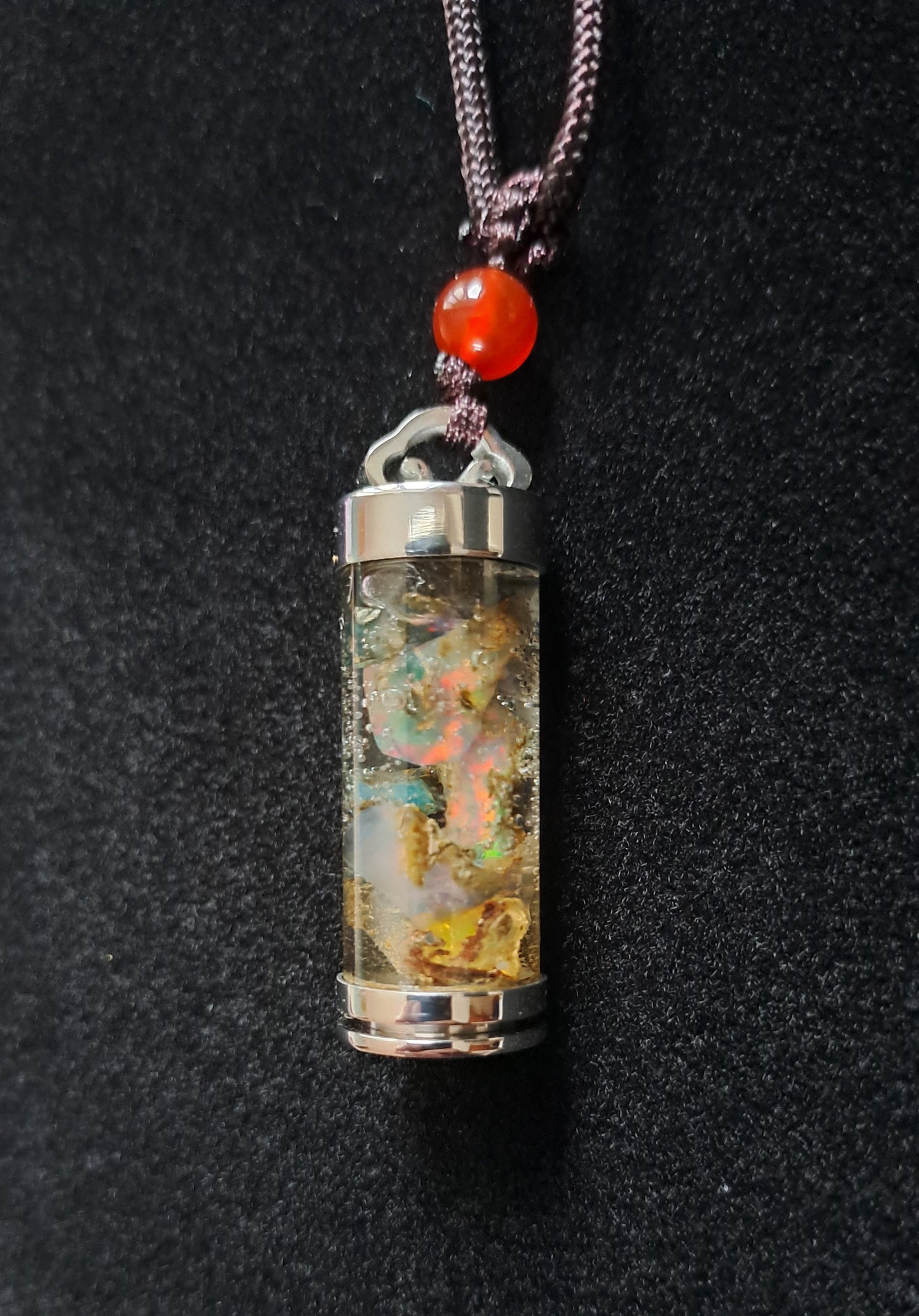 Pendentif fiole avec éclats d'Opales Welo Éthiopienne