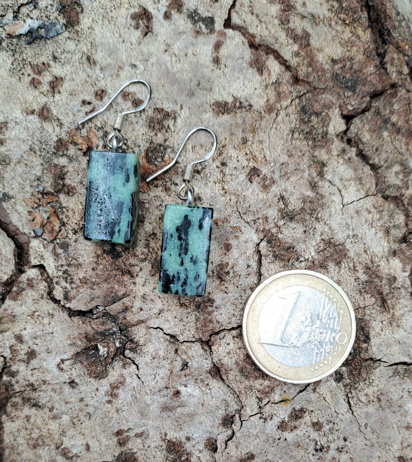 Boucles D'oreilles en Zoïzite Rubis