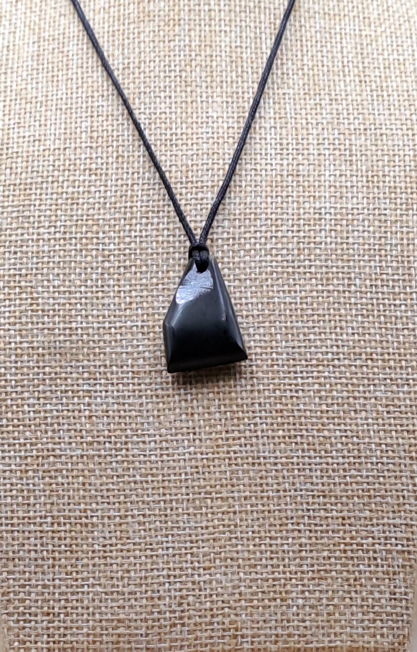 Pendentif en Obsidienne dorée