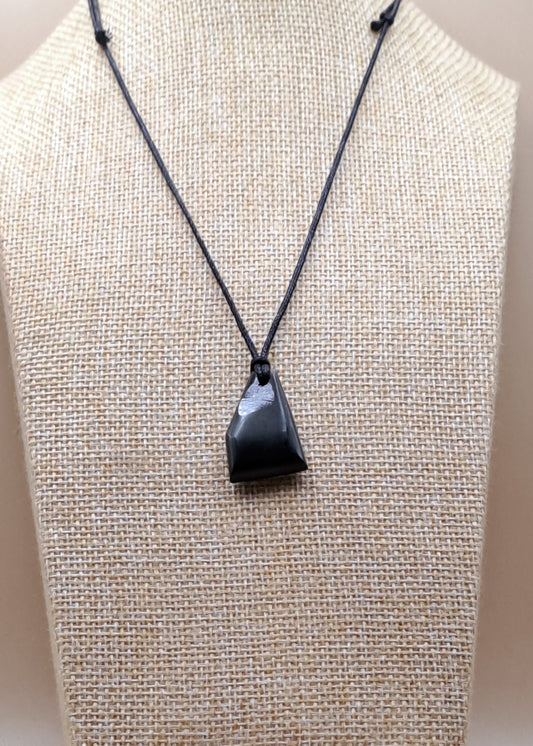 Pendentif en Obsidienne dorée