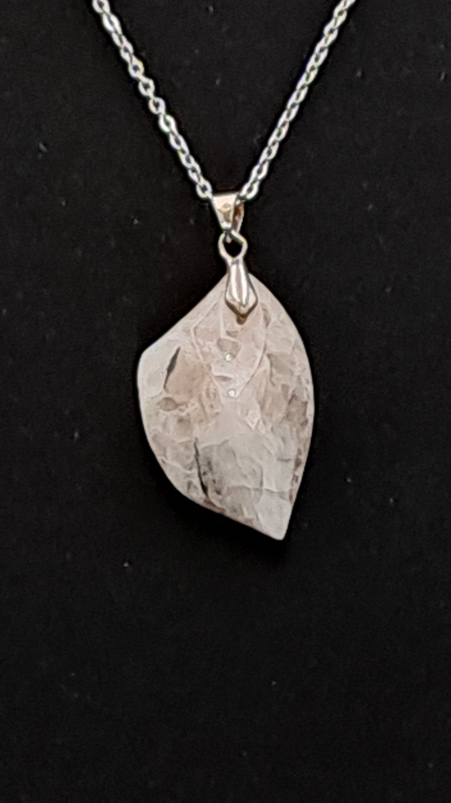 Pendentif en Pierre de Lune