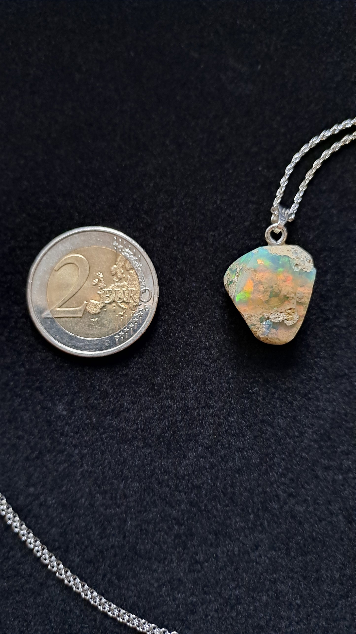 Pendentif en Opale Éthiopienne