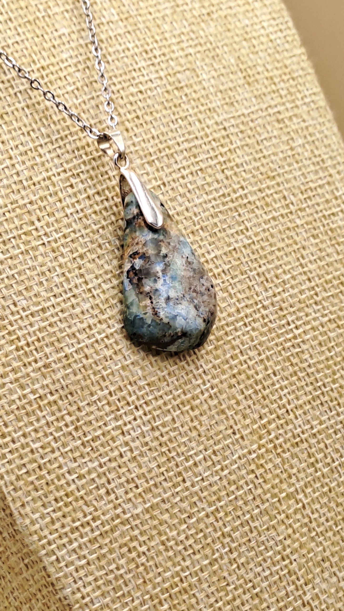 Pendentif en Linarite