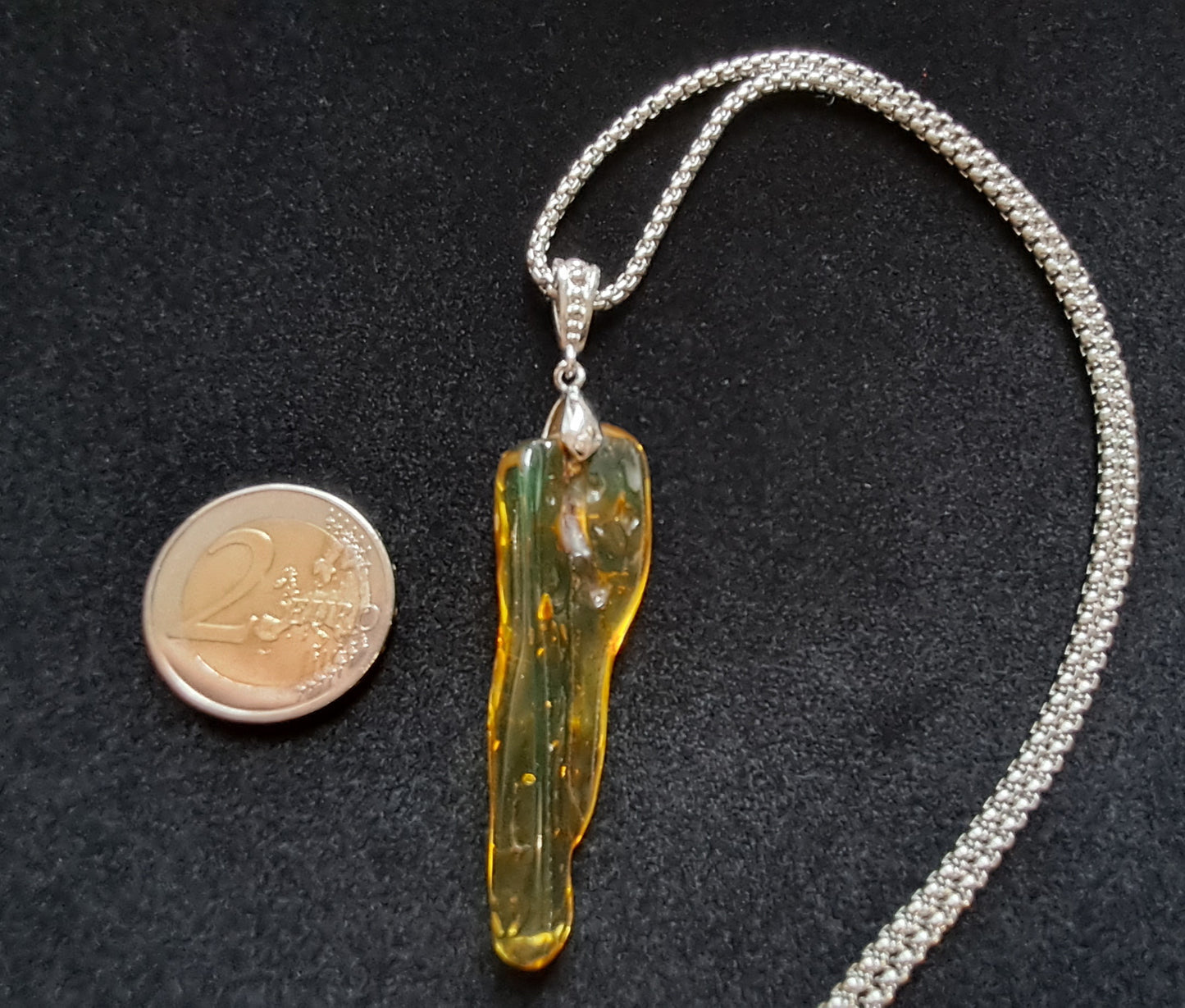 Pendentif en Ambre de la Baltique