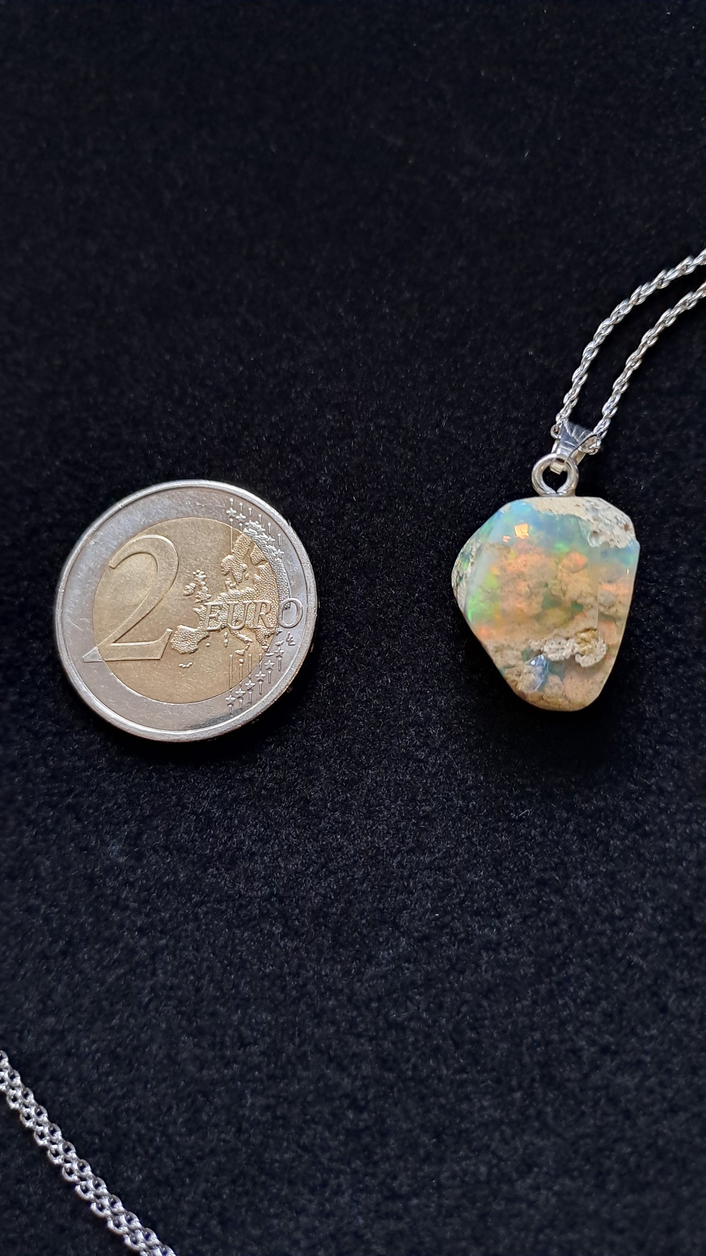 Pendentif en Opale Éthiopienne