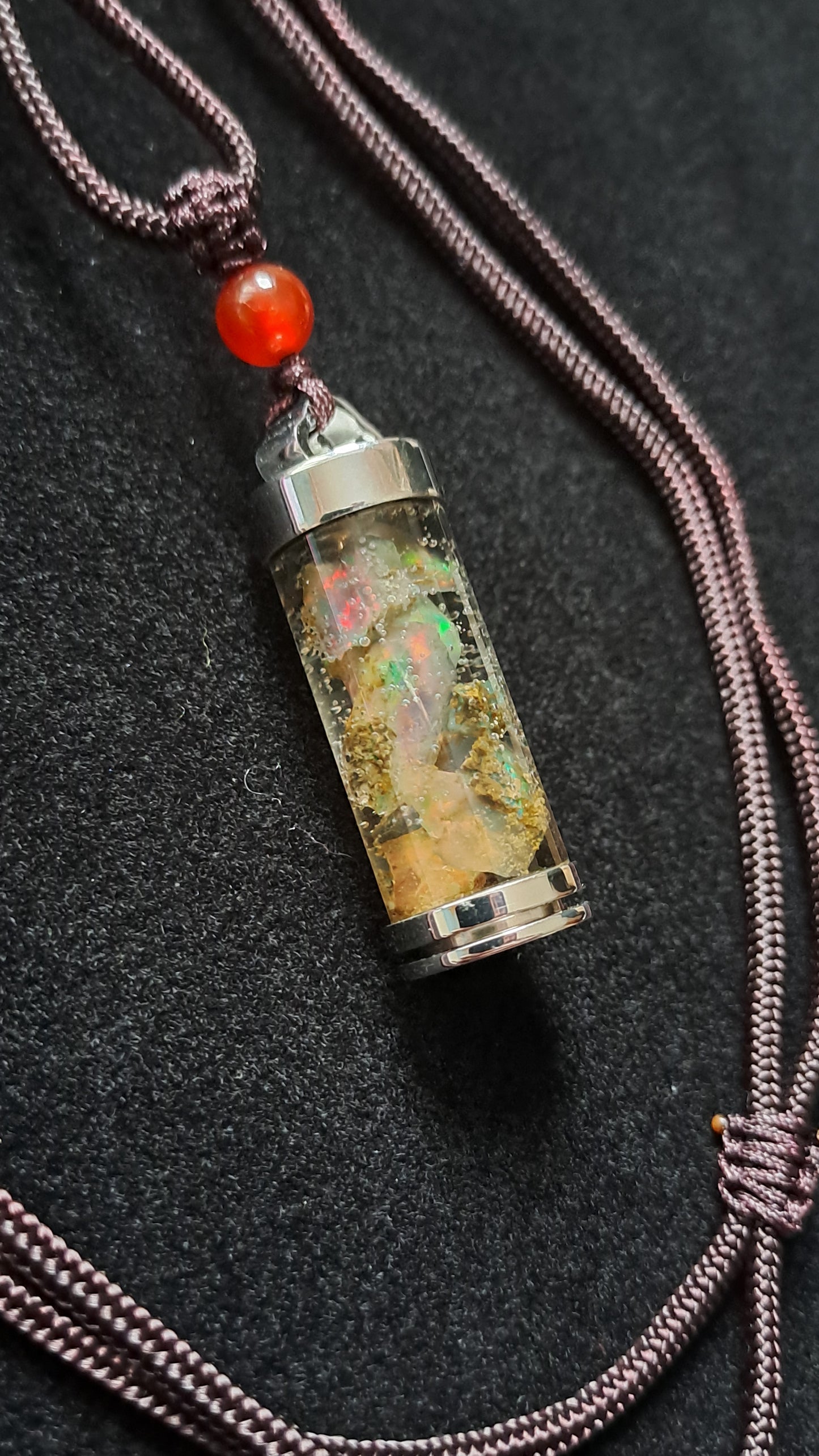 Pendentif fiole avec éclats d'Opales Welo Éthiopienne
